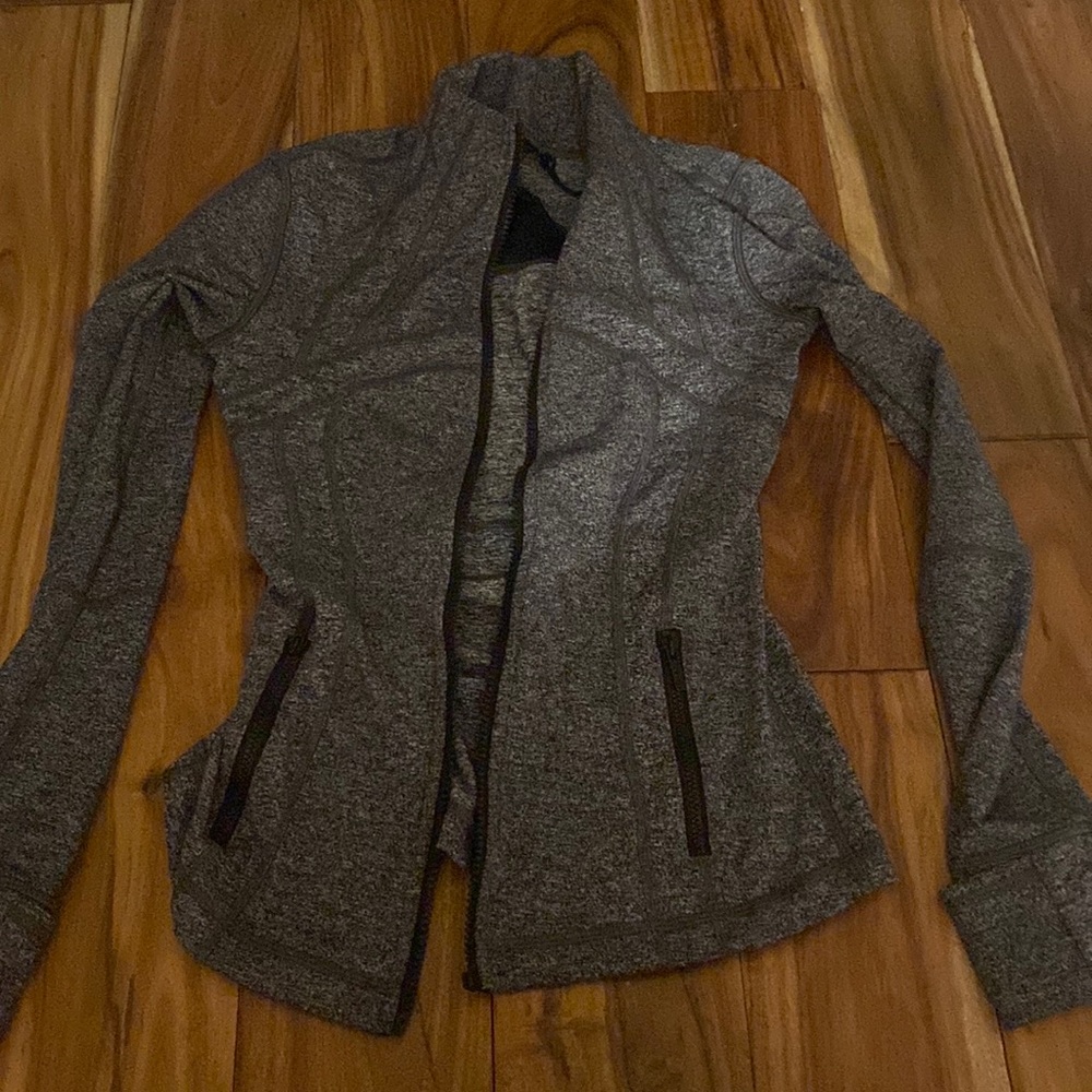 Lulu define jacket